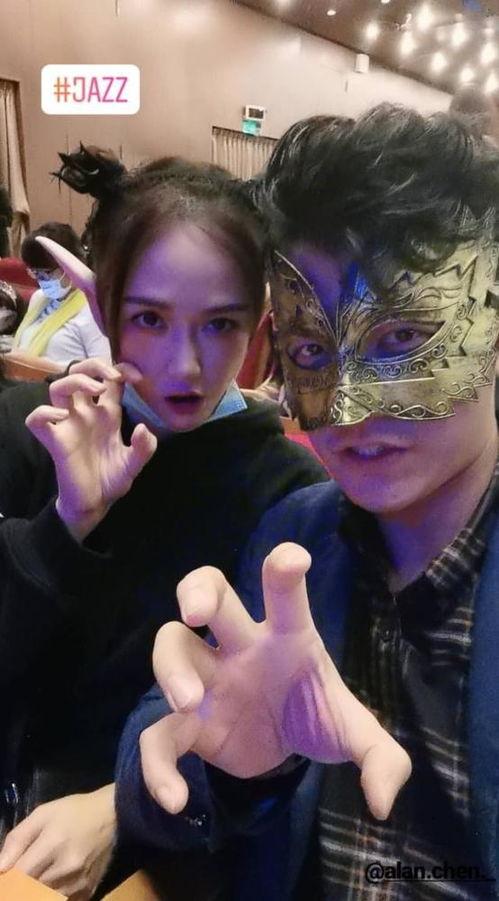 娱乐吃瓜戴面具